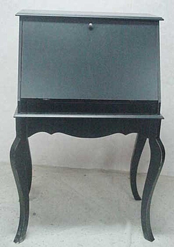 WRITING DESK