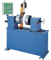 Horizontal type automatic circumference welding machine