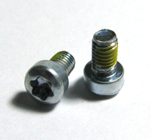 Machine Screws Machine Screws