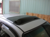 Sunroof Visors/ Sunroof Deflector Sunroof Visors/ Sunroof Deflector