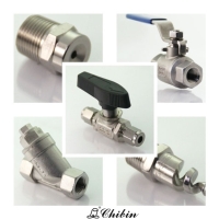 Valves/Y Strainer/Nozzles