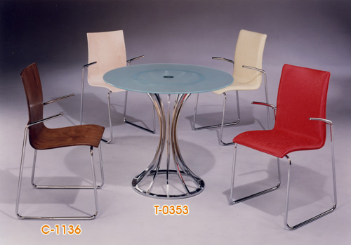 Outdoor Tables & Chairs