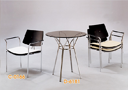 Outdoor Tables & Chairs