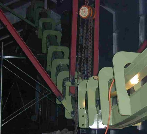 Power & Free System Tracking Assemble