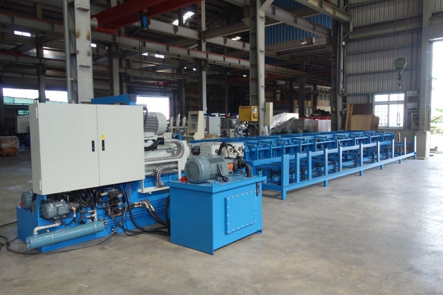 Friction welding for rebar coupler with auto loading Friction welding for rebar coupler with auto loading