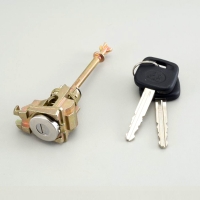 RH & LH Door Lock W/Key RH & LH Door Lock W/Key