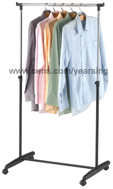 Adjustable Clothes Rack