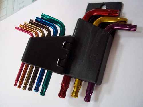 9支梅花球型板手组