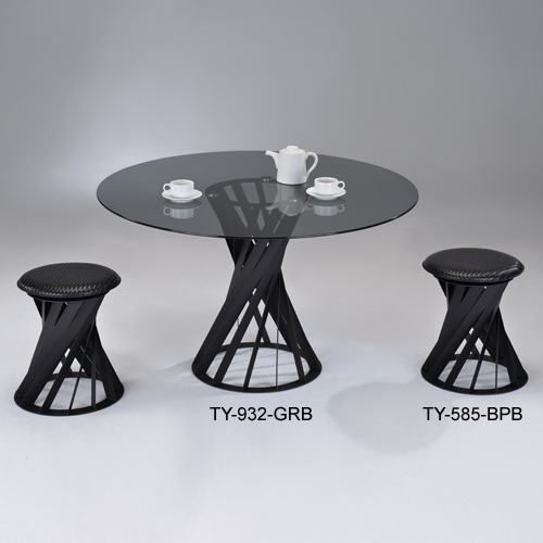Coffee Tables / Stools