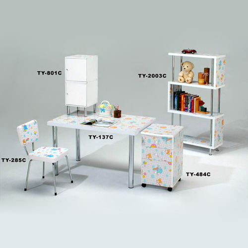Cutie Table And Desk Set Cutie Table And Desk Set