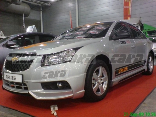 CRUZE 前下巴