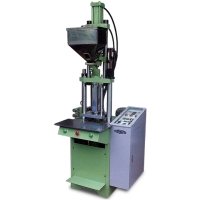 Vertical Type Plastic Injection Molding Machine