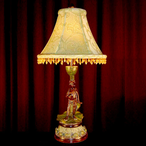 THE SINGING FROG TABLE LAMP
