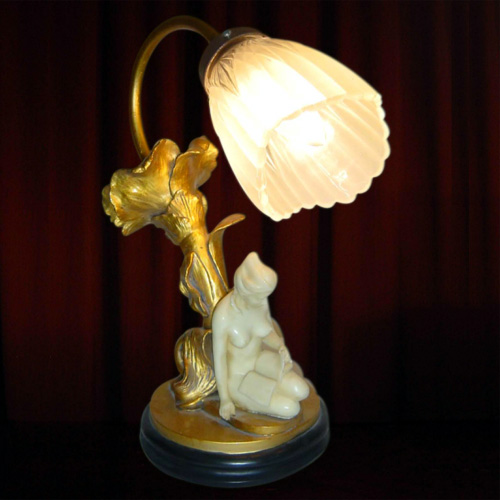 LILY TABLE  LAMP