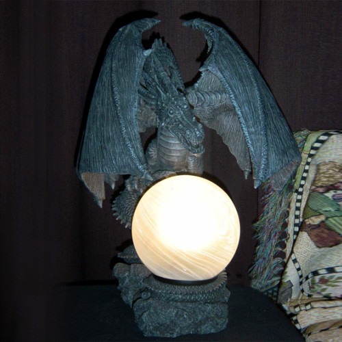 DRAGON TABLE LAMP