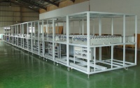 Glass substrate conveyors Glass substrate conveyors