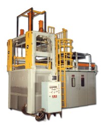 Double-Shuttle Vacuum Forming Machine Double-Shuttle Vacuum Forming Machine