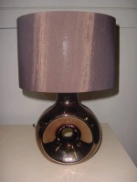 O-Shaped Ceramic Base Desk Lamp with Fabric Shade