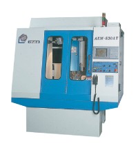 電腦數值控制門型高速雕銑中心機 電腦數值控制門型高速雕銑中心機